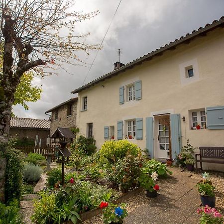 La Maison Des Fleurs Montembœuf Exterior foto